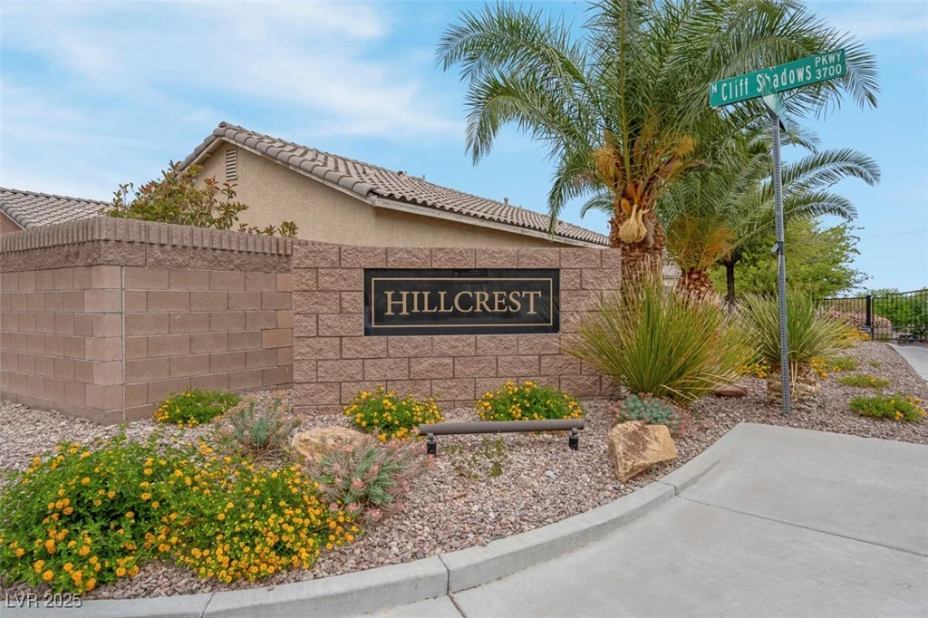 10630 Lunar Crest, Las Vegas, NV 89129