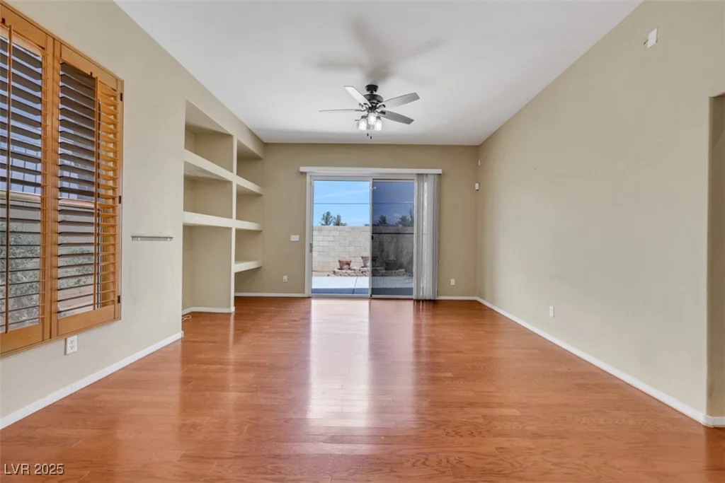 100 Woolman Rink, Las Vegas, NV 89123