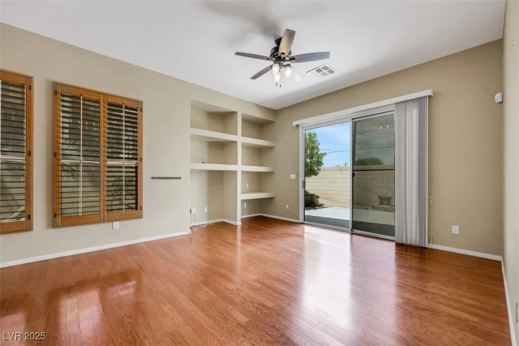 100 Woolman Rink, Las Vegas, NV 89123