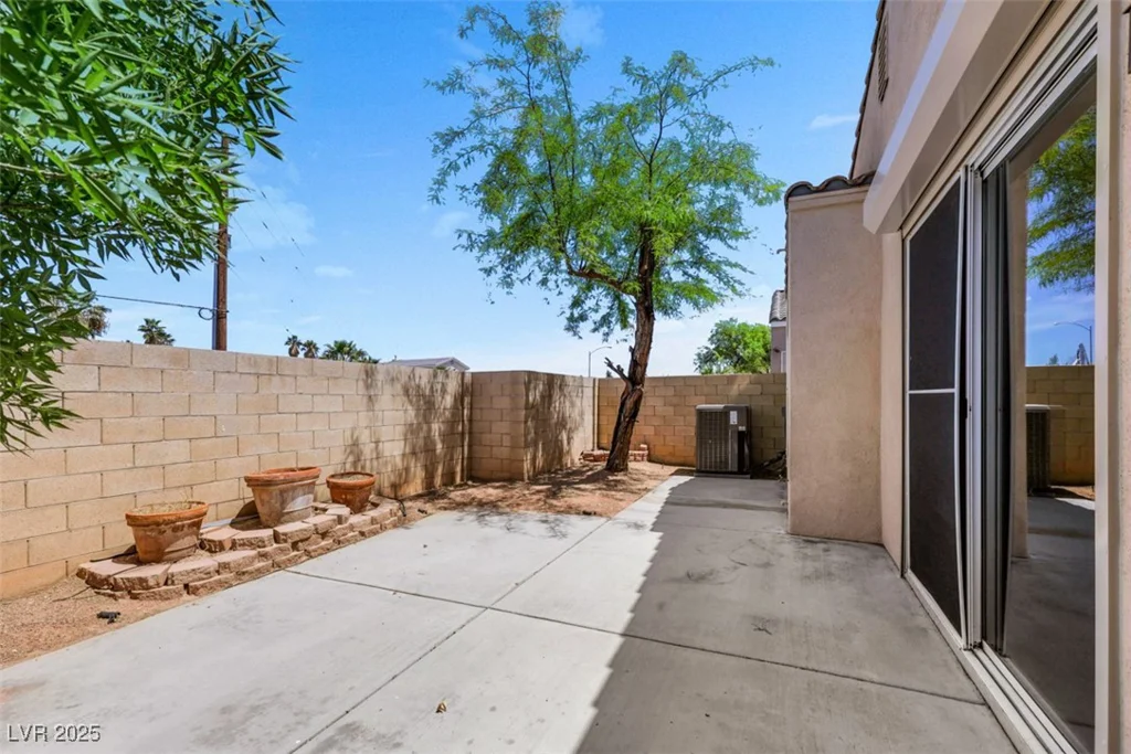 100 Woolman Rink, Las Vegas, NV 89123
