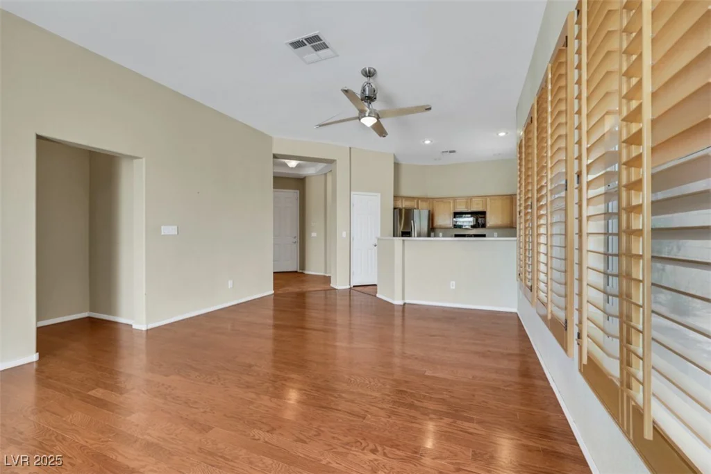 100 Woolman Rink, Las Vegas, NV 89123