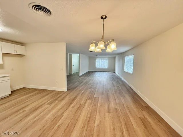 3037 Holly Hill, Las Vegas, NV 89104