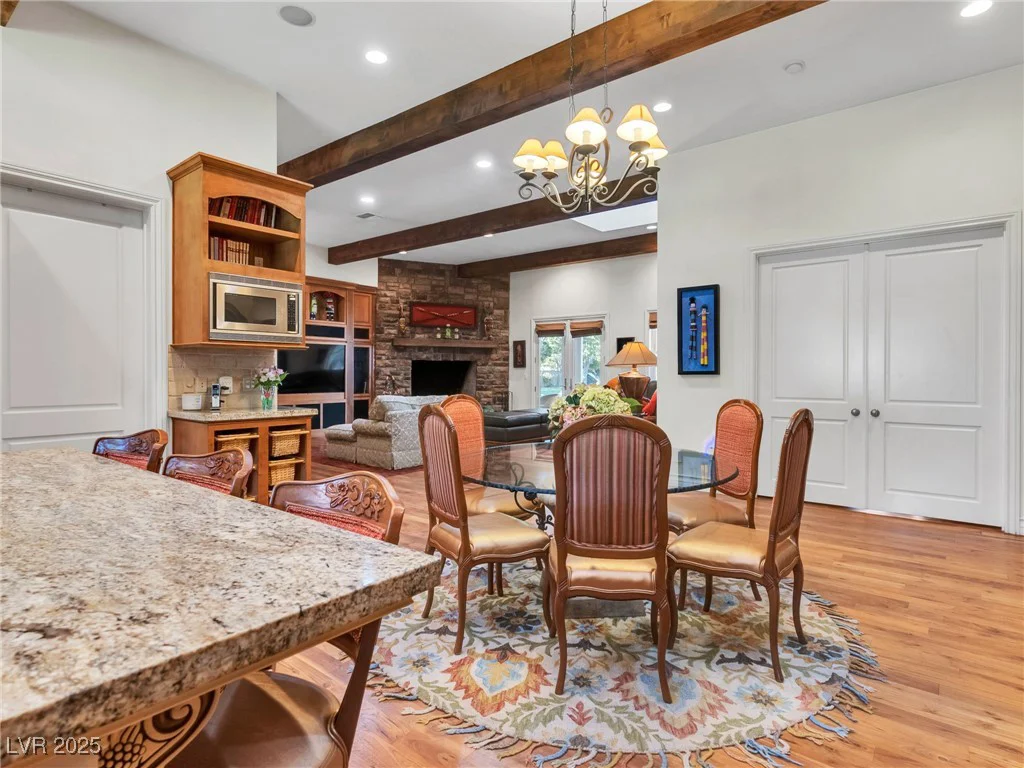 330 Rancho, Las Vegas, NV 89107