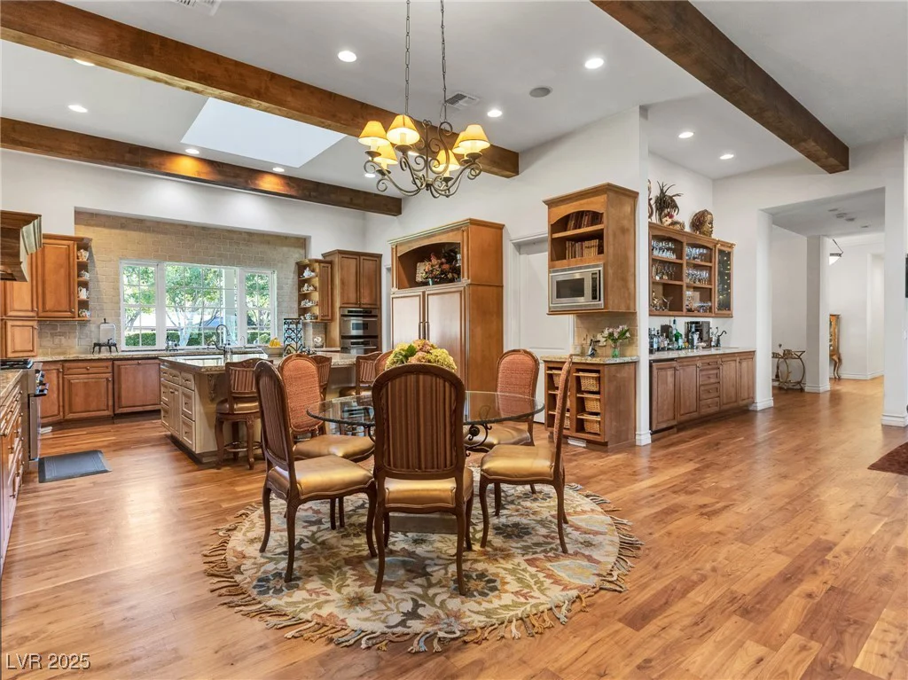 330 Rancho, Las Vegas, NV 89107