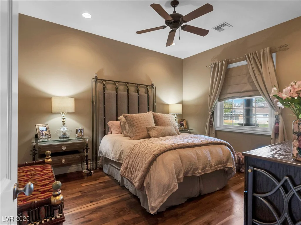 330 Rancho, Las Vegas, NV 89107
