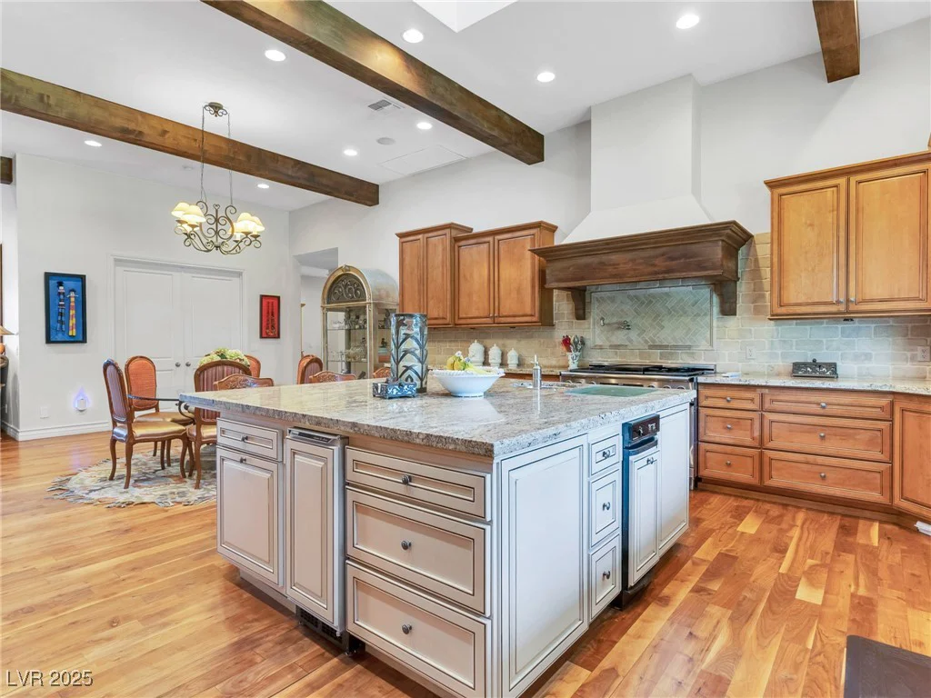330 Rancho, Las Vegas, NV 89107