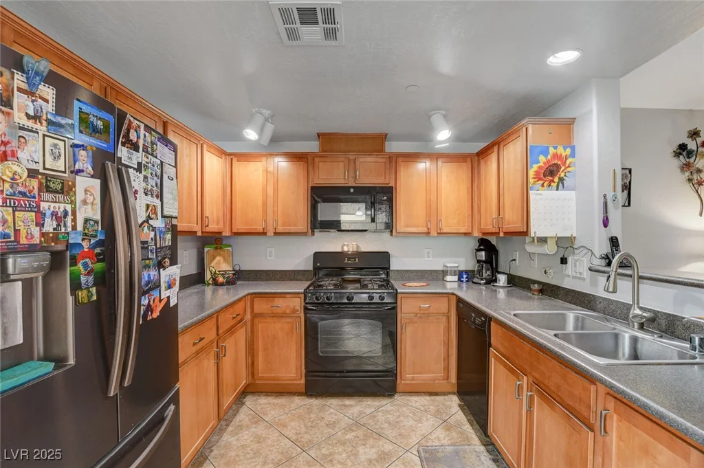 6868 Sky Pointe, Las Vegas, NV 89131
