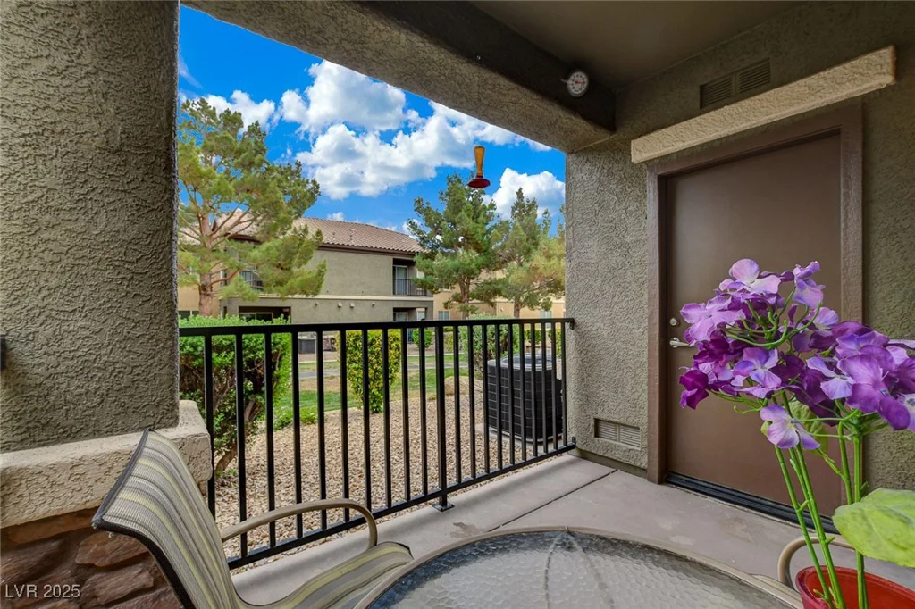 6868 Sky Pointe, Las Vegas, NV 89131