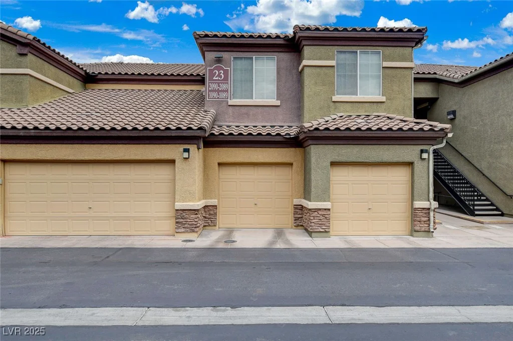 6868 Sky Pointe, Las Vegas, NV 89131