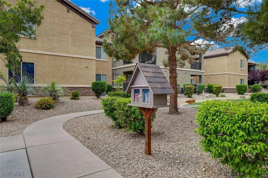 6868 Sky Pointe, Las Vegas, NV 89131