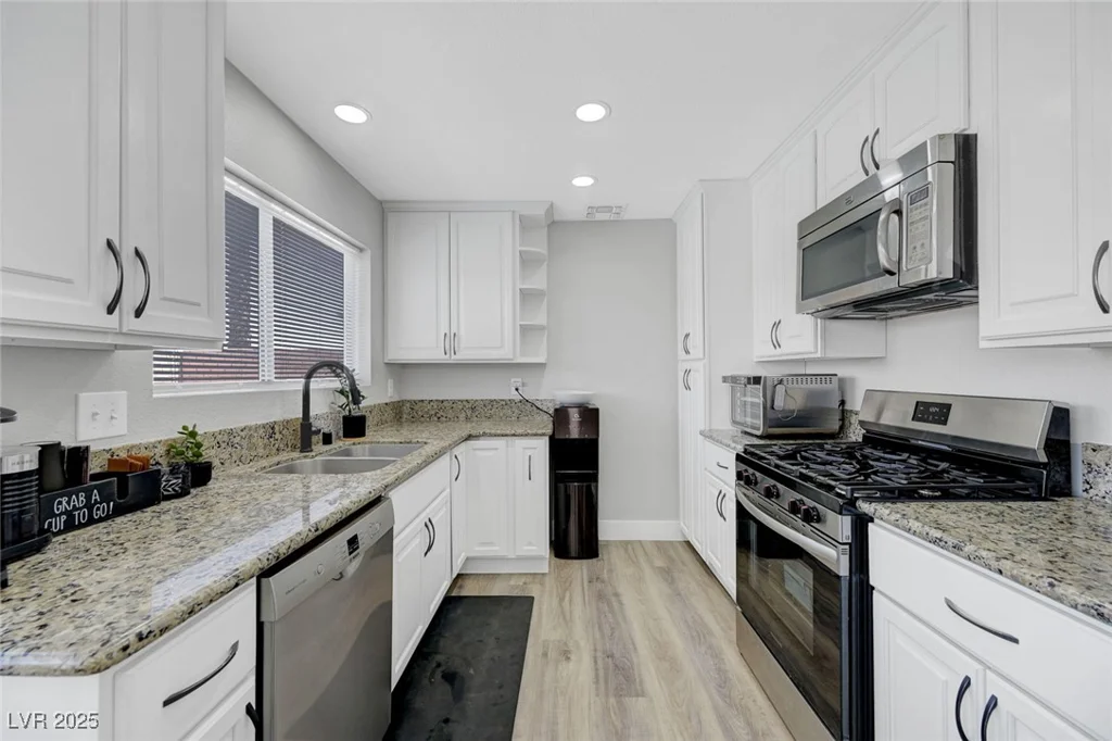 7726 Keating, Las Vegas, NV 89147