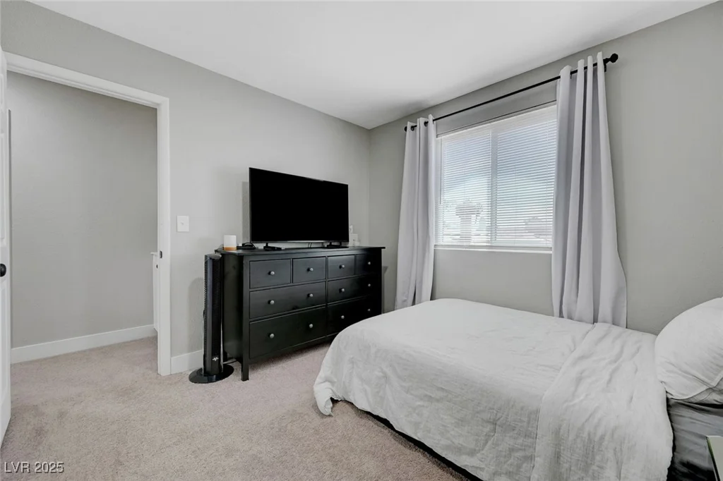 7726 Keating, Las Vegas, NV 89147