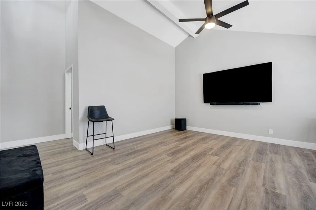 7726 Keating, Las Vegas, NV 89147
