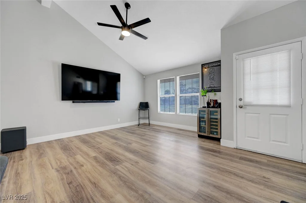 7726 Keating, Las Vegas, NV 89147