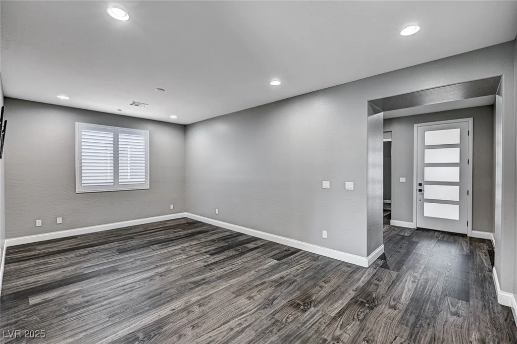 9638 Smiley Creek, Las Vegas, NV 89178