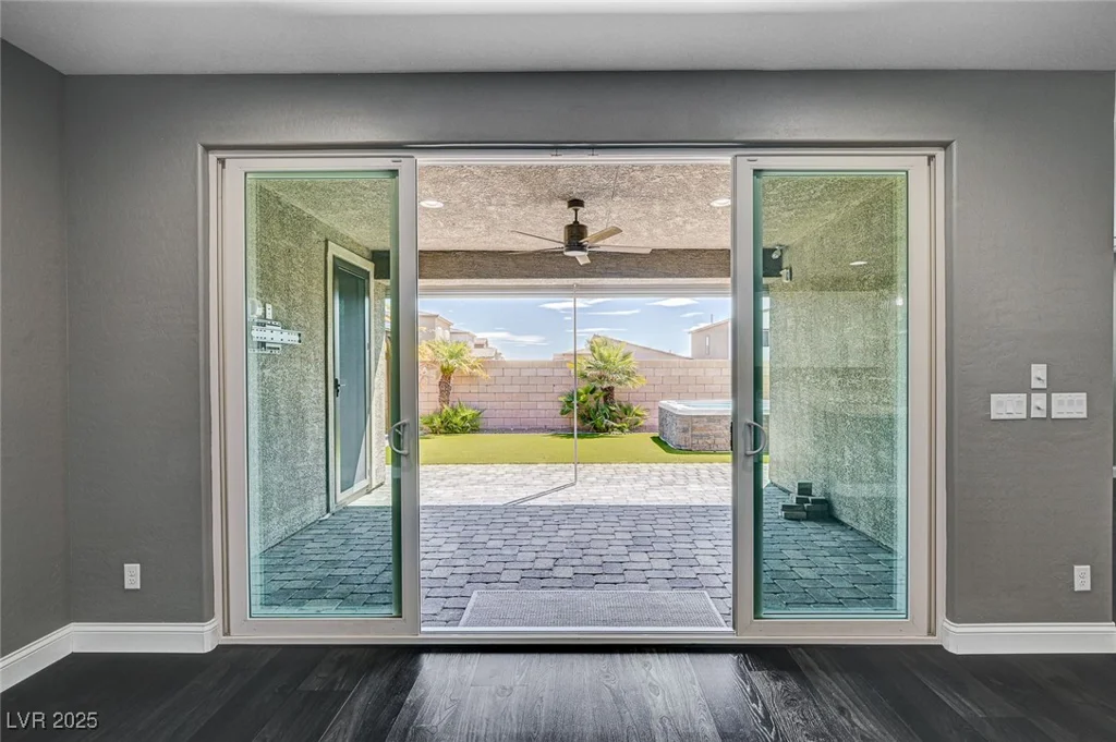 9638 Smiley Creek, Las Vegas, NV 89178