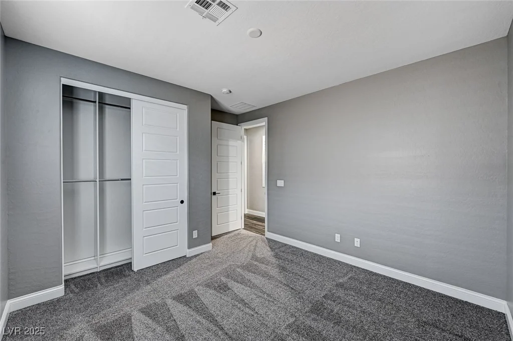 9638 Smiley Creek, Las Vegas, NV 89178