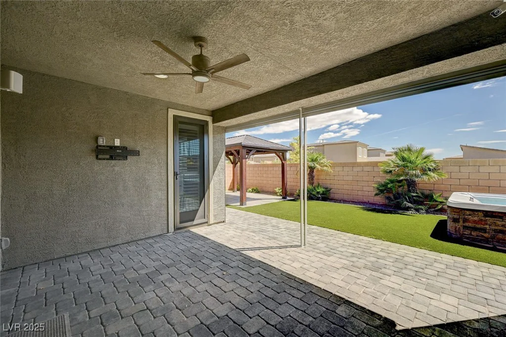 9638 Smiley Creek, Las Vegas, NV 89178