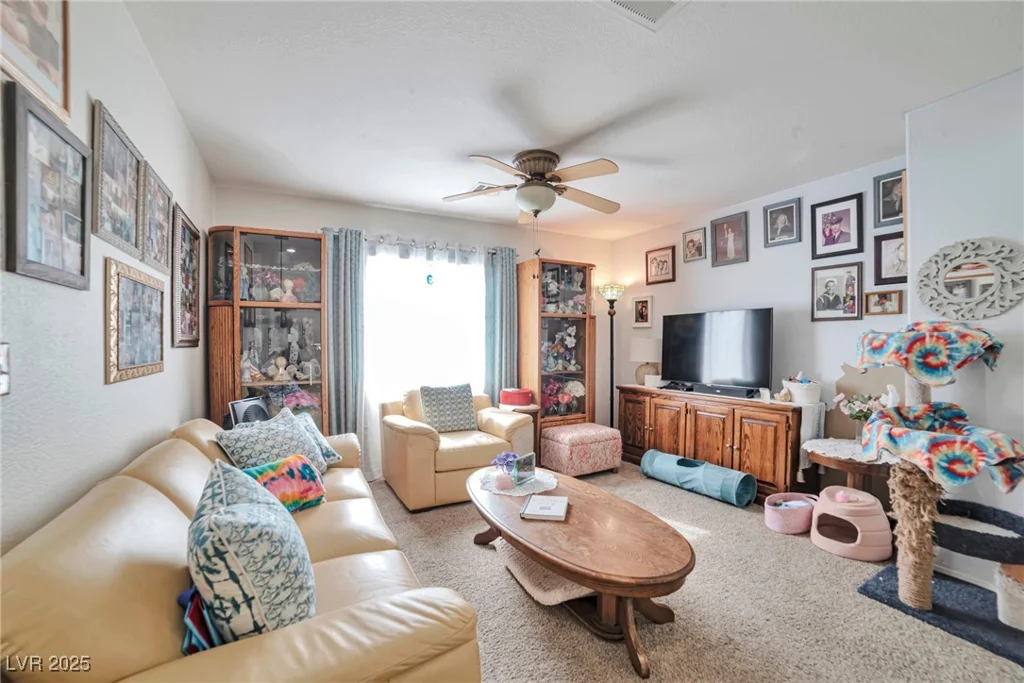 9412 Jewel Lake, Las Vegas, NV 89166