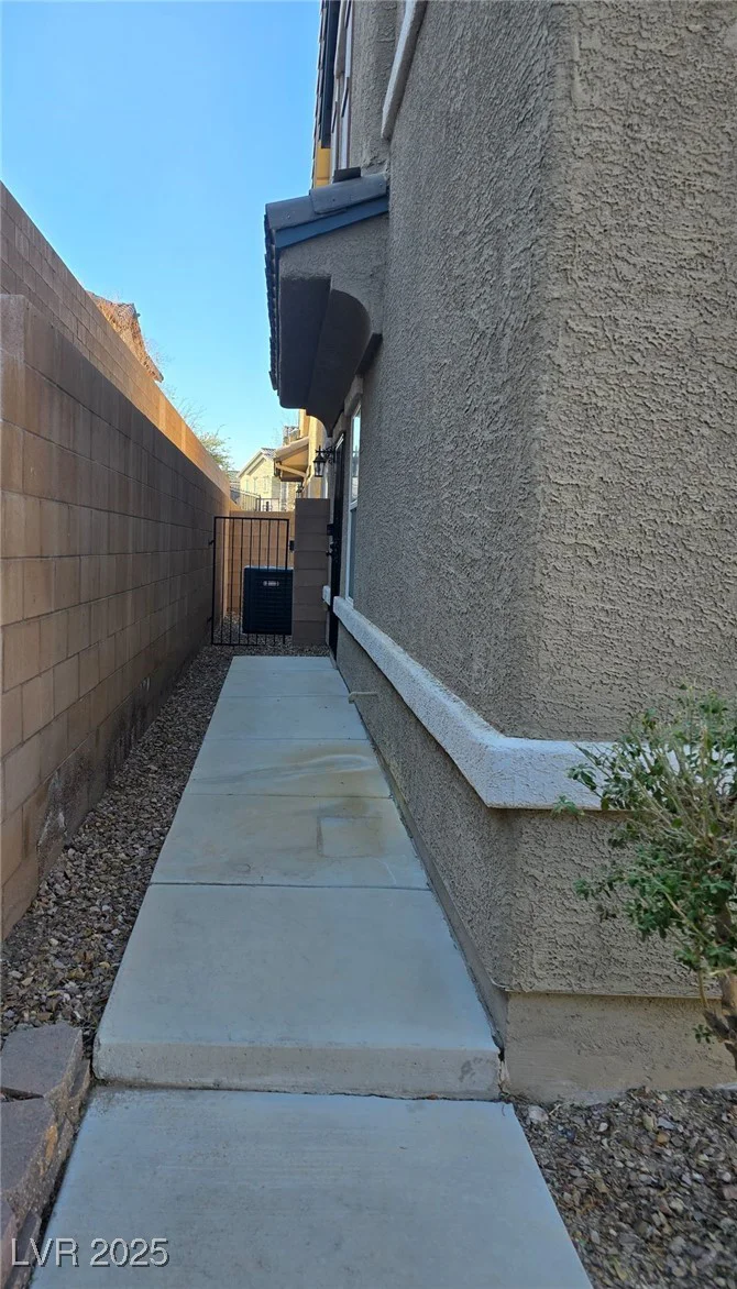 1050 Spotted Saddle, Henderson, NV 89015