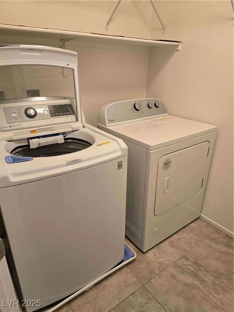 1050 Spotted Saddle, Henderson, NV 89015