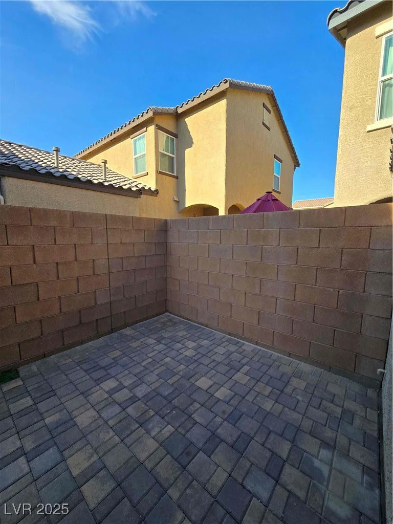 1050 Spotted Saddle, Henderson, NV 89015