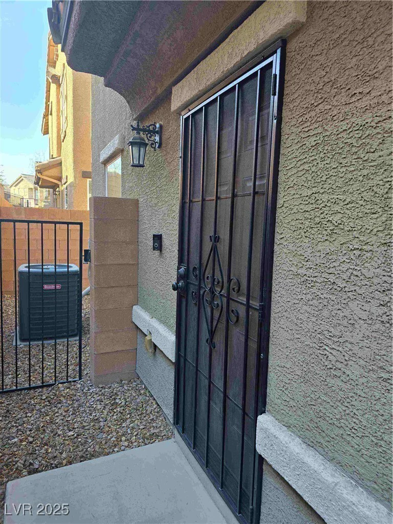 1050 Spotted Saddle, Henderson, NV 89015