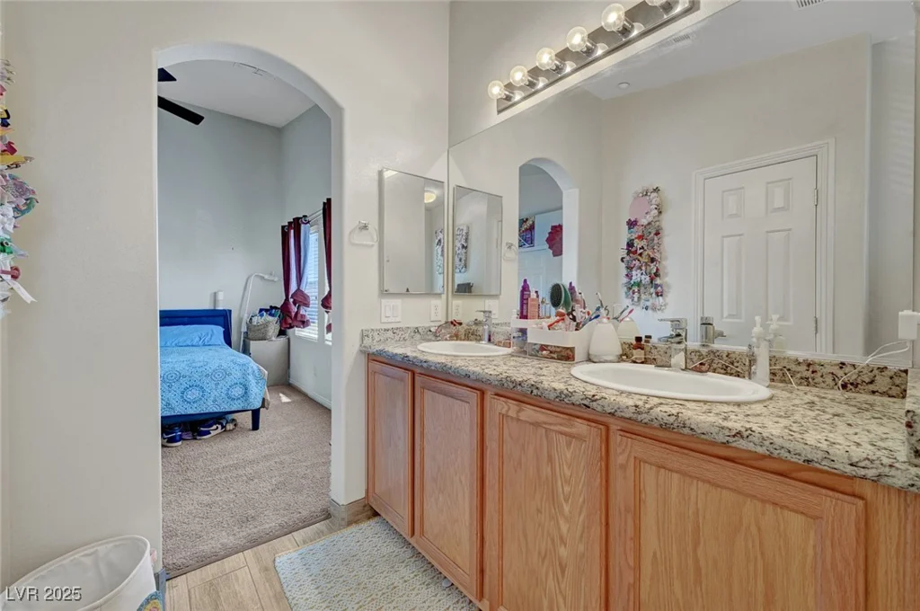 6433 Buck Jones, Las Vegas, NV 89122