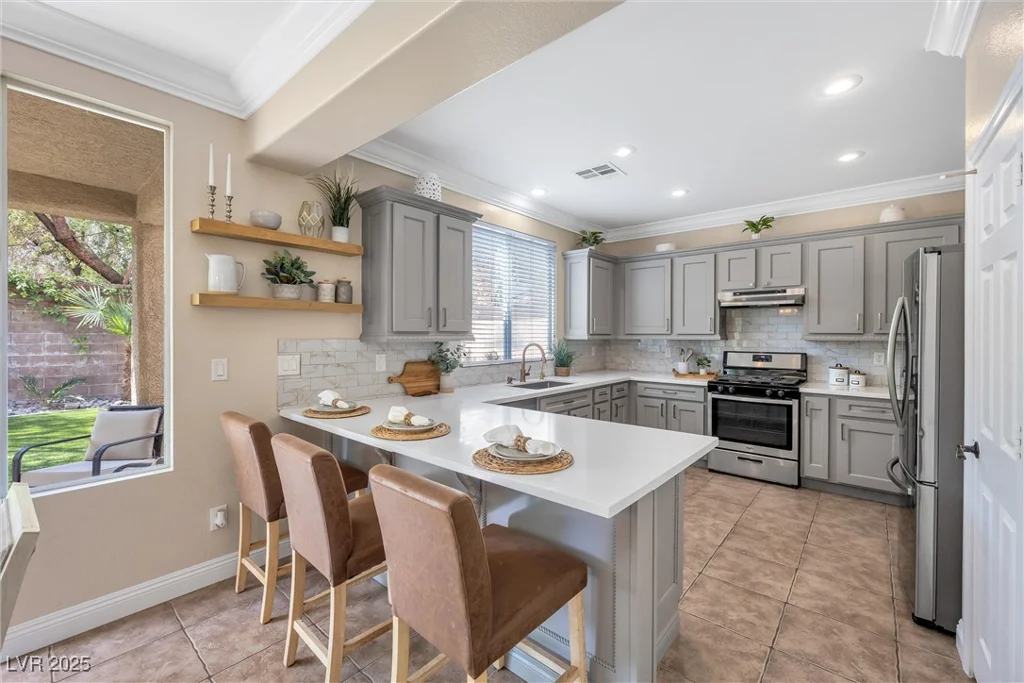 9465 Perennial View, Las Vegas, NV 89148