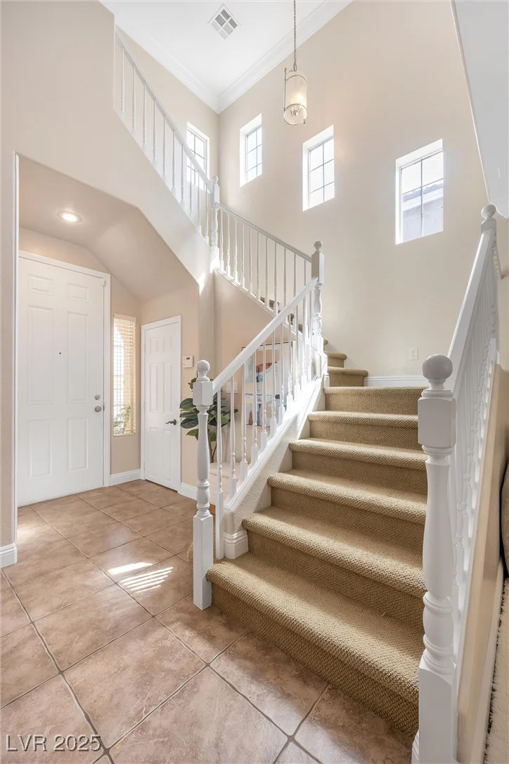 9465 Perennial View, Las Vegas, NV 89148