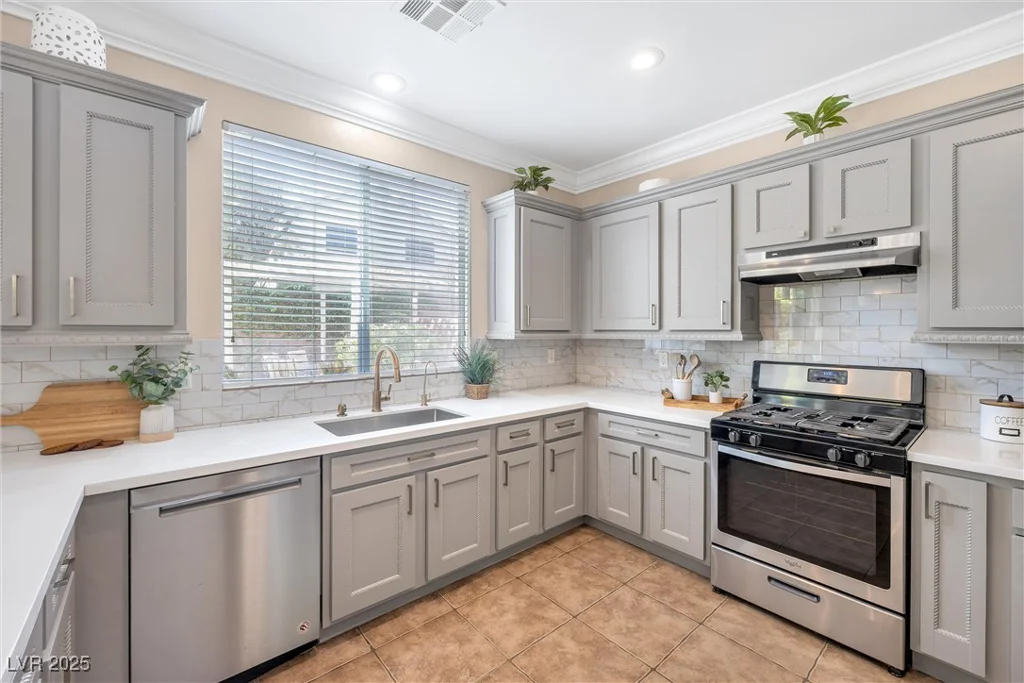 9465 Perennial View, Las Vegas, NV 89148