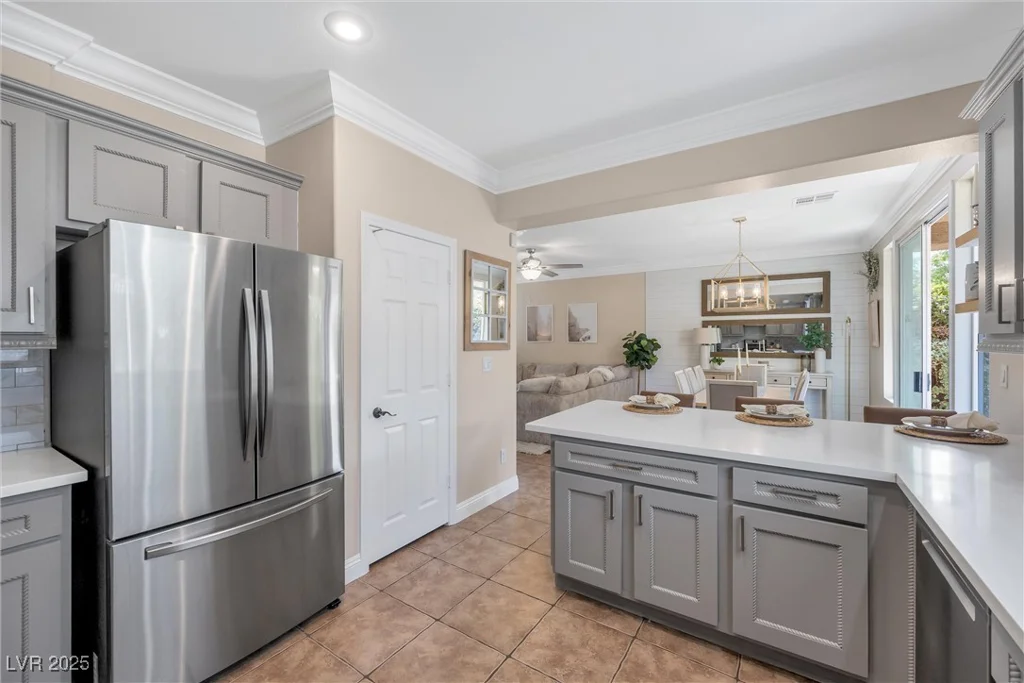 9465 Perennial View, Las Vegas, NV 89148