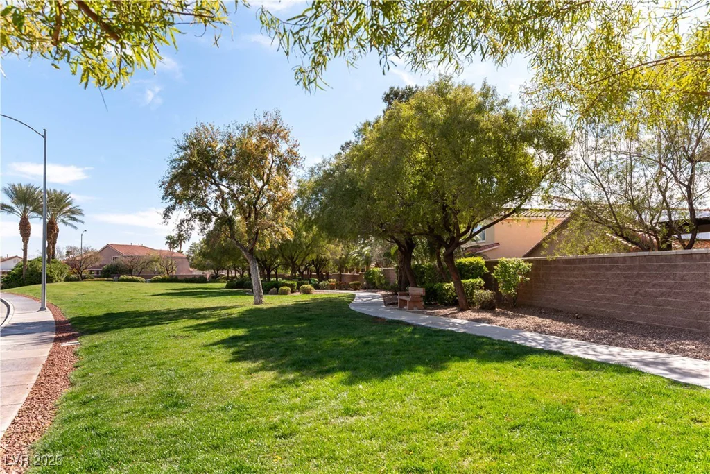9465 Perennial View, Las Vegas, NV 89148