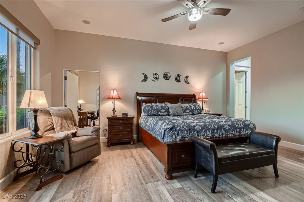 8705 Killians Greens, Las Vegas, NV 89131