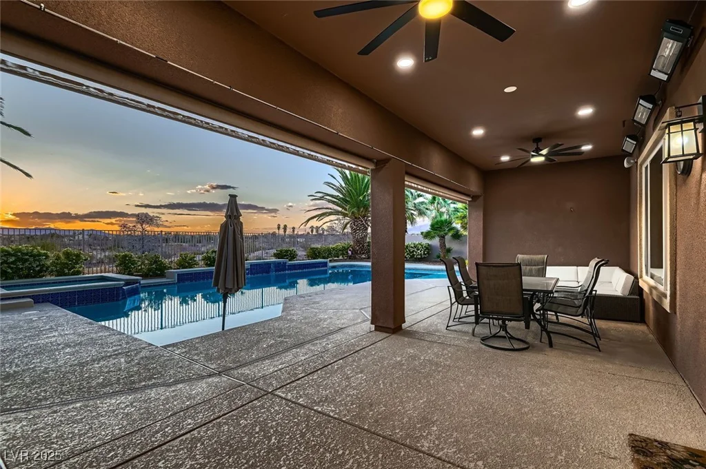 8705 Killians Greens, Las Vegas, NV 89131