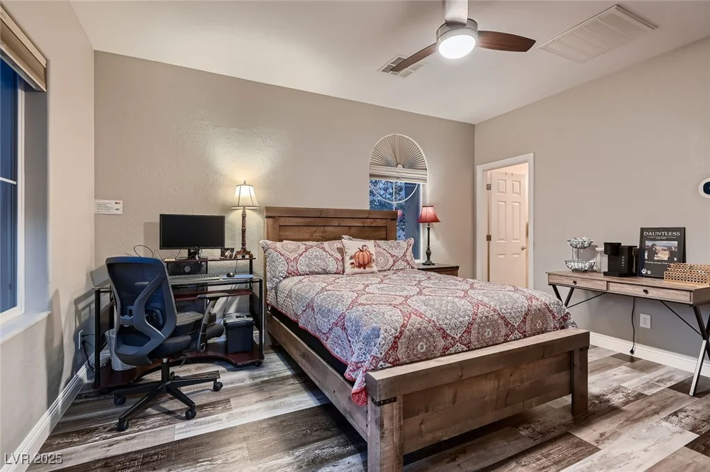 8705 Killians Greens, Las Vegas, NV 89131