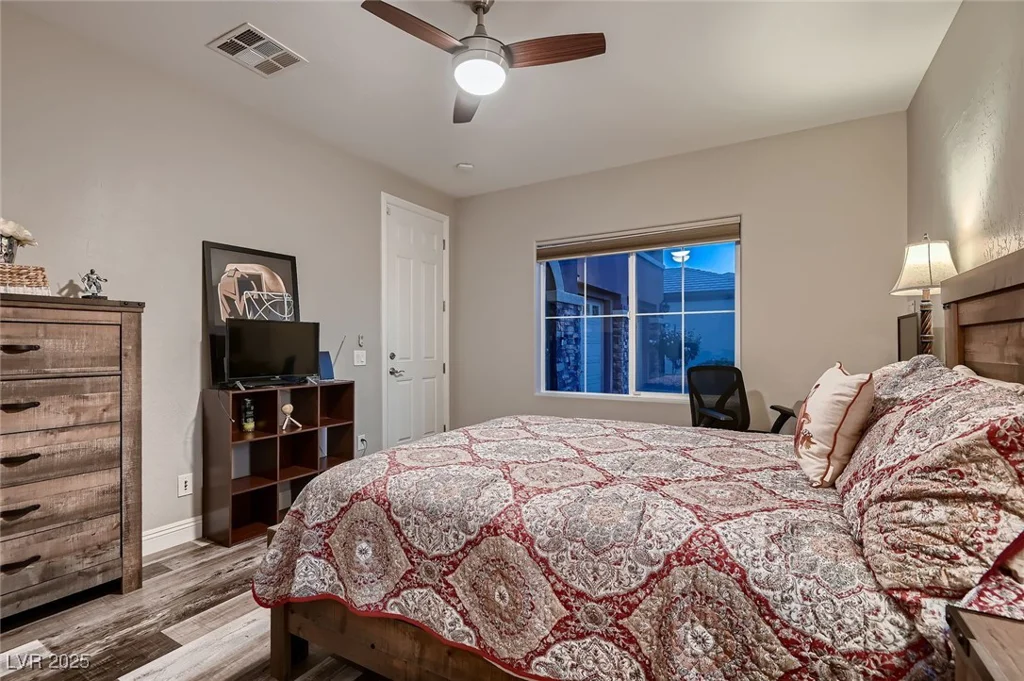 8705 Killians Greens, Las Vegas, NV 89131