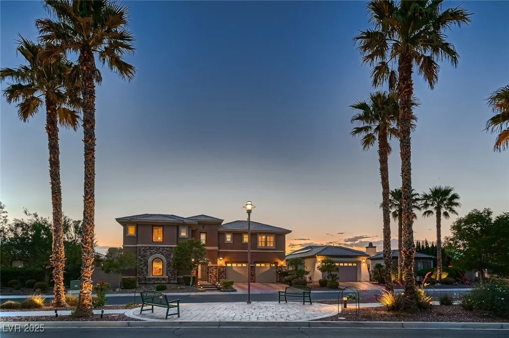 8705 Killians Greens, Las Vegas, NV 89131
