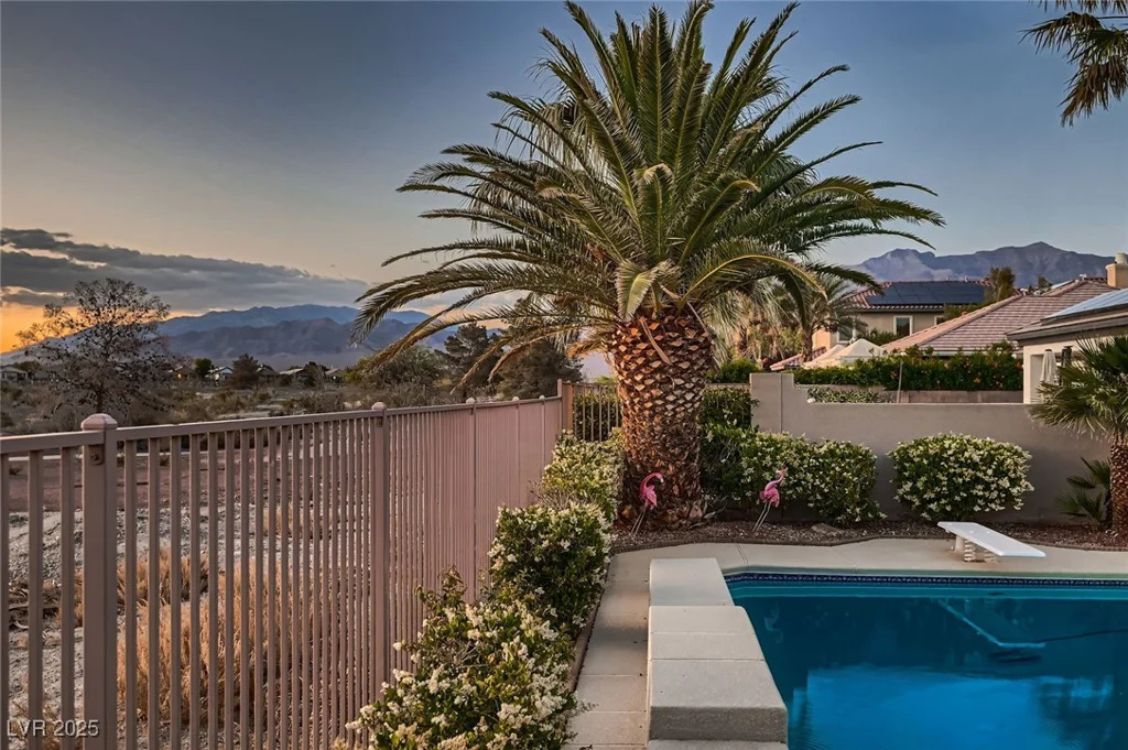 8705 Killians Greens, Las Vegas, NV 89131