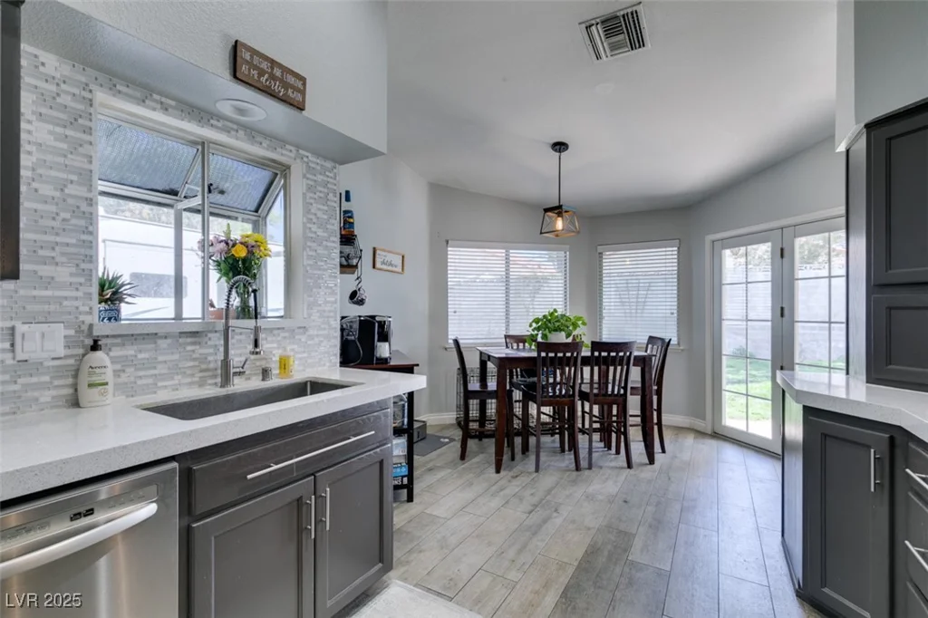 6517 Brooks, Las Vegas, NV 89108