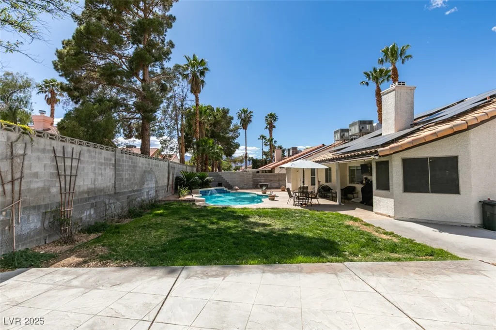 6517 Brooks, Las Vegas, NV 89108