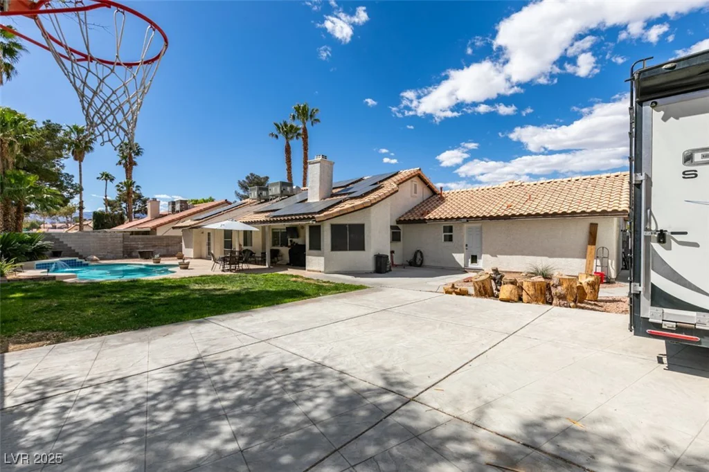6517 Brooks, Las Vegas, NV 89108