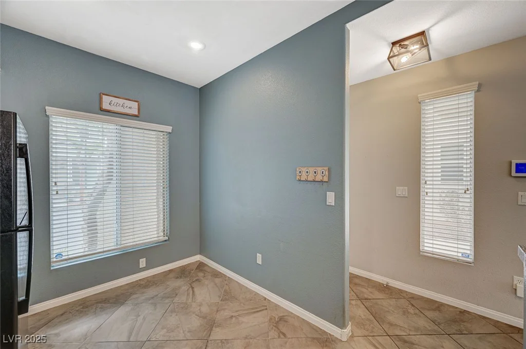 8261 Golden Flowers, Las Vegas, NV 89139