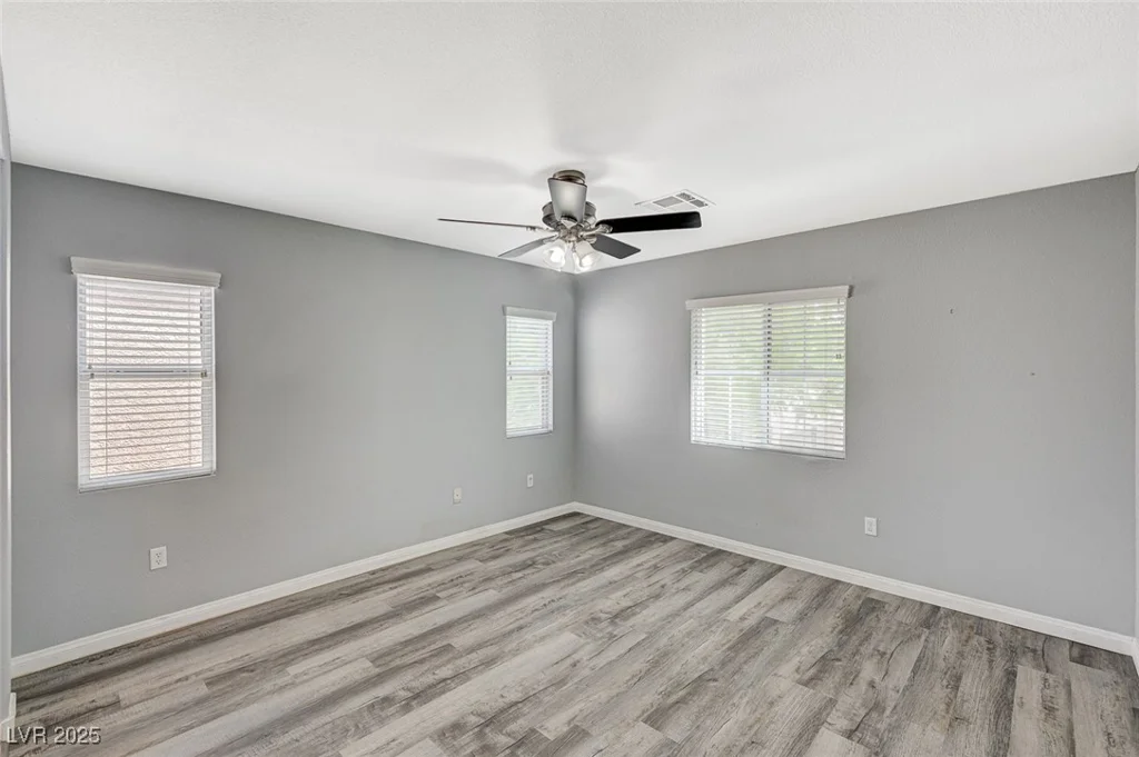 8261 Golden Flowers, Las Vegas, NV 89139