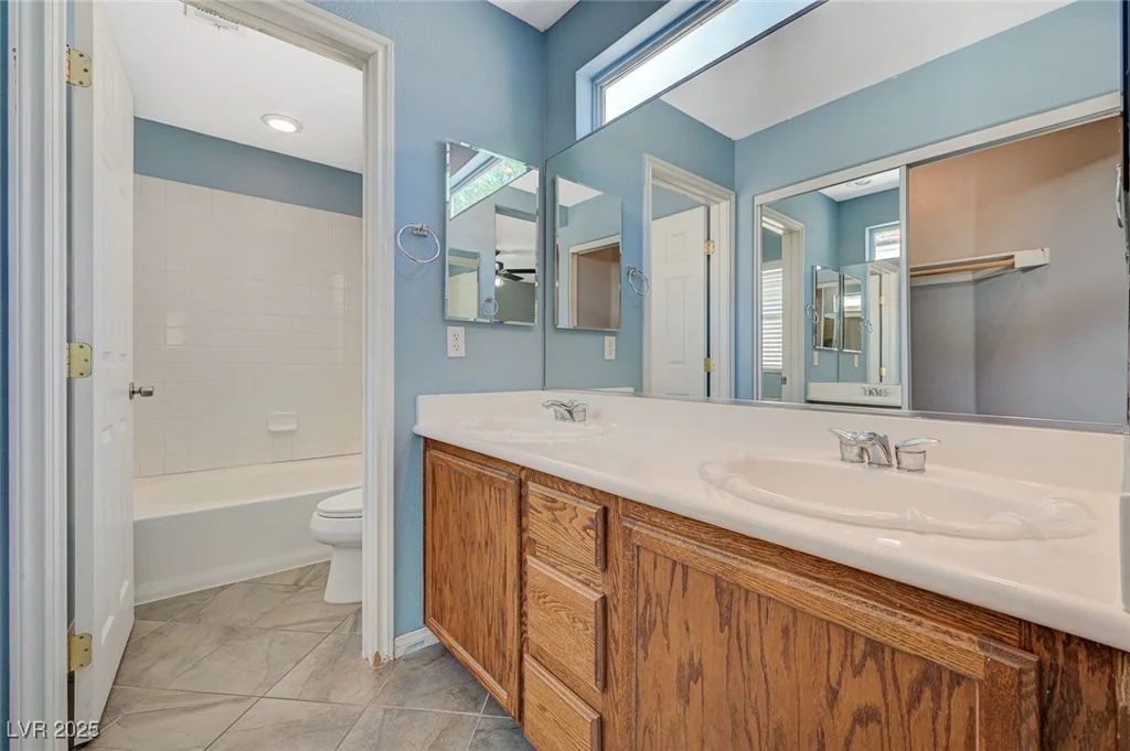 8261 Golden Flowers, Las Vegas, NV 89139