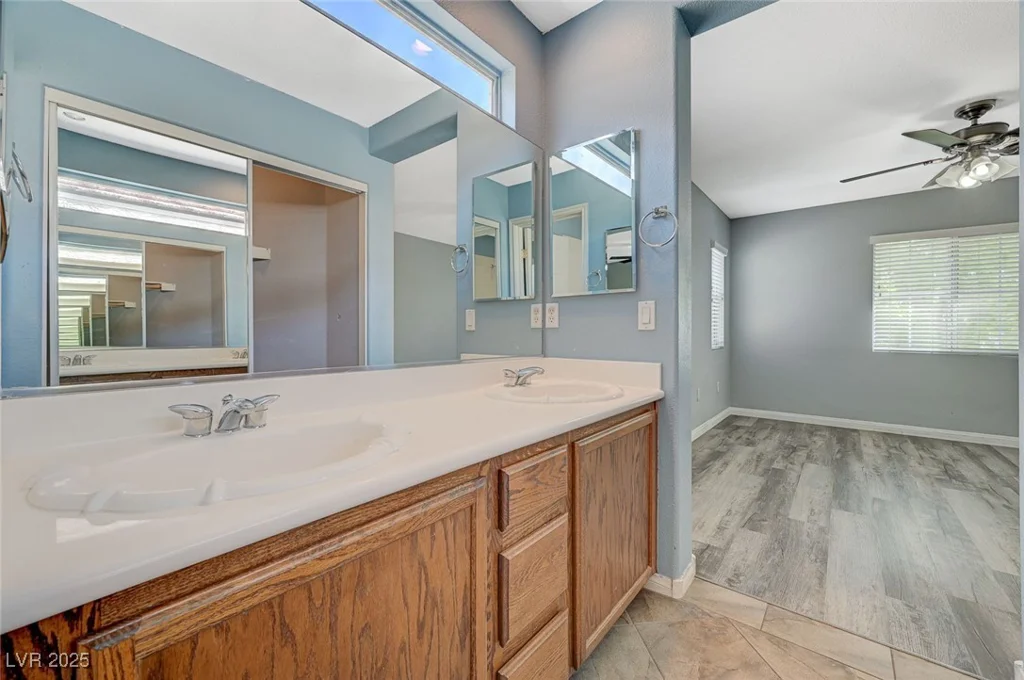 8261 Golden Flowers, Las Vegas, NV 89139