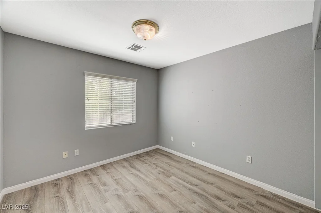 8261 Golden Flowers, Las Vegas, NV 89139