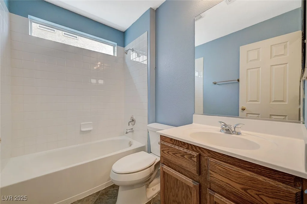 8261 Golden Flowers, Las Vegas, NV 89139