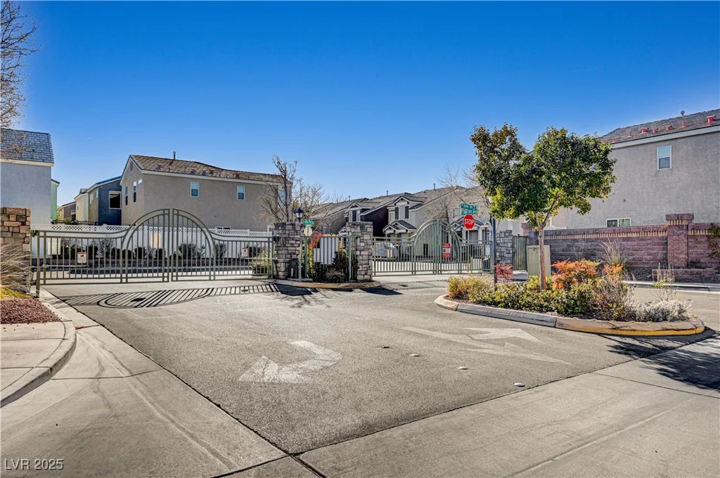 8261 Golden Flowers, Las Vegas, NV 89139