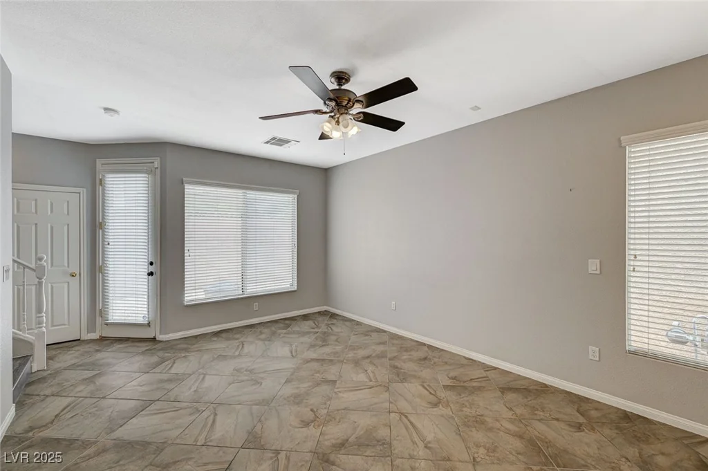 8261 Golden Flowers, Las Vegas, NV 89139
